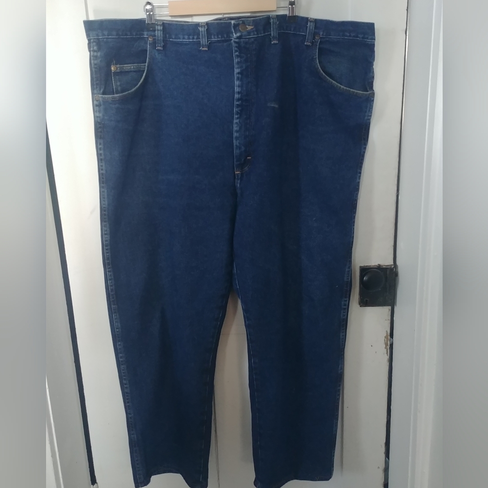 Wrangler Men's Dark Wash Relaxed Fit Denim Blue Jeans Size 50x30